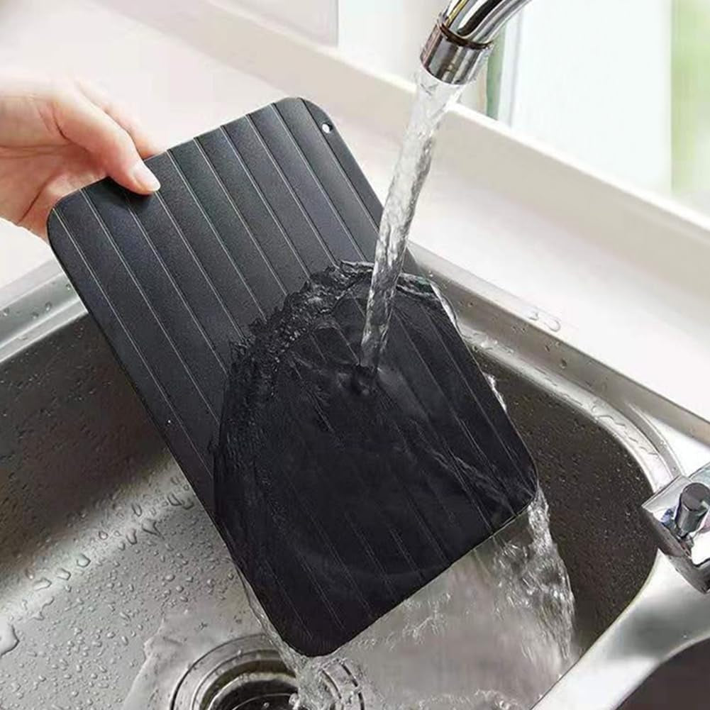 Defrosting Tray for Frozen Meat, Food Rapid Thaw Defrosting Tray Quick Defroster Plate, Small Size Thawing Plate Kitchen Mat, Kitchen Gadgets for Home Thawing Plate(Color:Black)